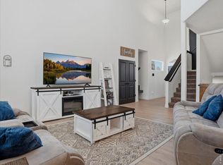 929 Milner Pass Rd, Windsor, CO 80550