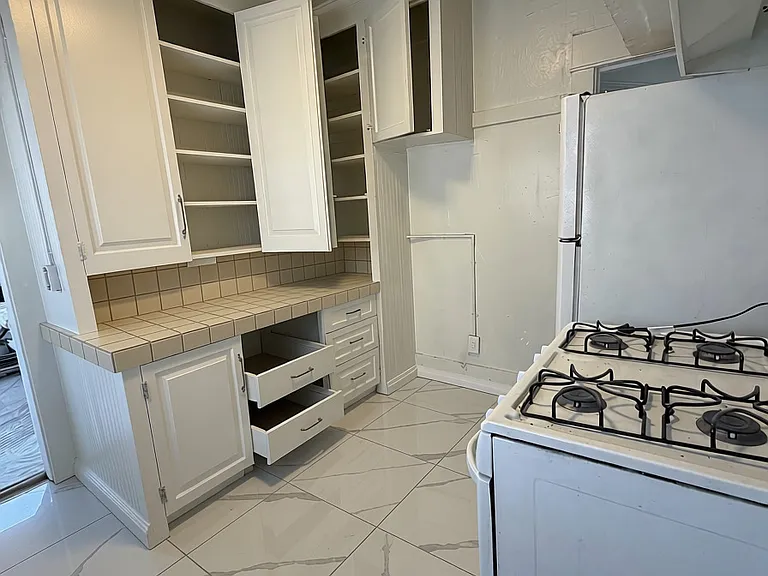 203 N Boylston St #1/2 — Photo 2