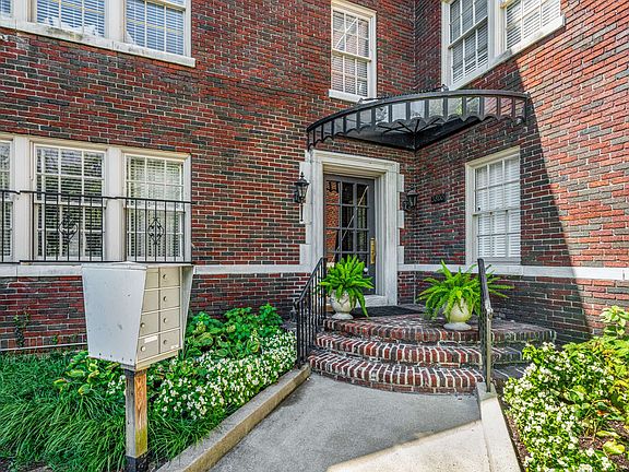 4th image of 3800 W End Ave APT 7