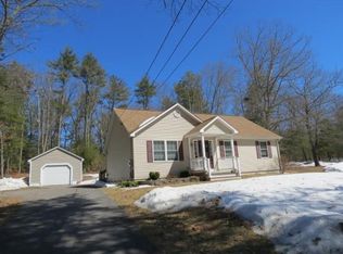 8 Hersey Ln, Newmarket, NH 03857