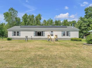 55 Reynolds Rd, Grand Isle, VT 05458