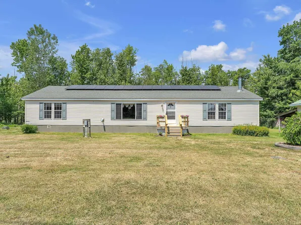 55 Reynolds Road, Grand Isle, VT 05458