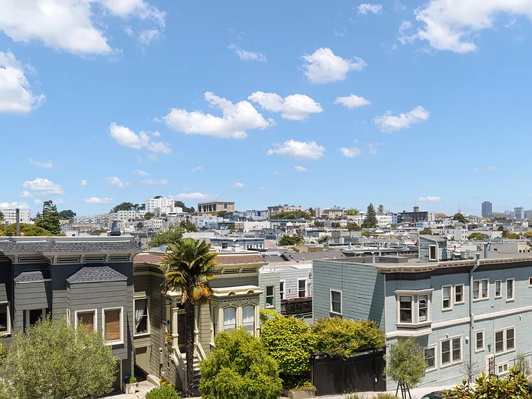 737 Waller St #737 — Photo 29