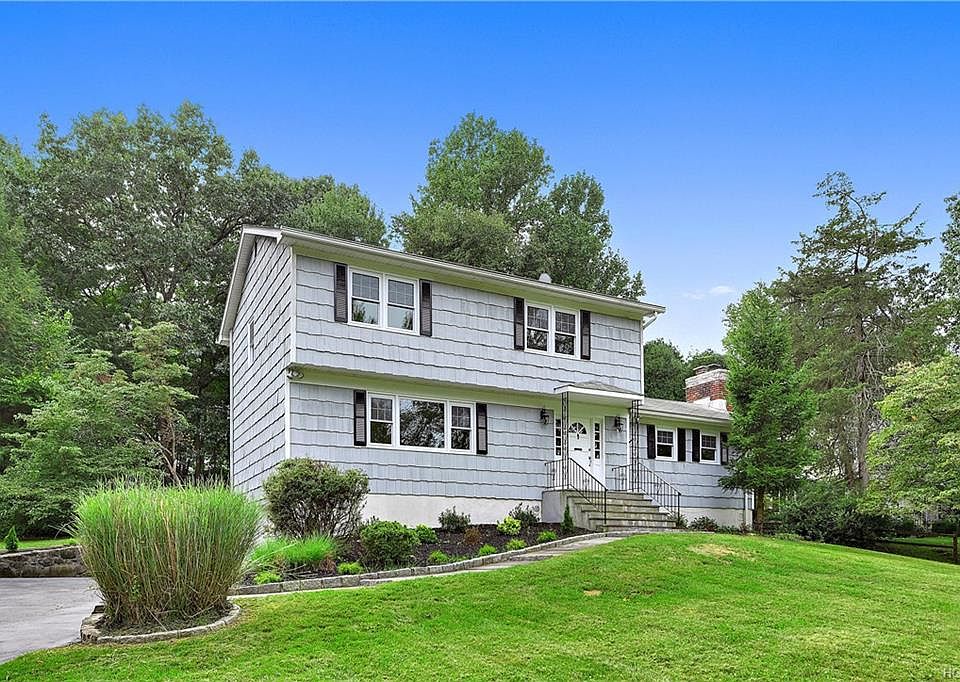 10 Devonshire Ct, Cortlandt Manor, NY 10520 | Zillow