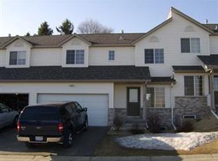 737 Baylee Pl SW, Pine Island, MN 55963