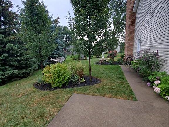 4th image of 4 Carla Ln