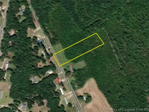 2735 N Hilltop Top Rd, Red Springs, NC 28377
