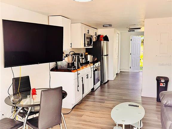 3rd image of 8710 N Tangerine Pl