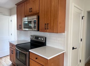 1093 Icel Ct NE #A, Salem, OR 97301