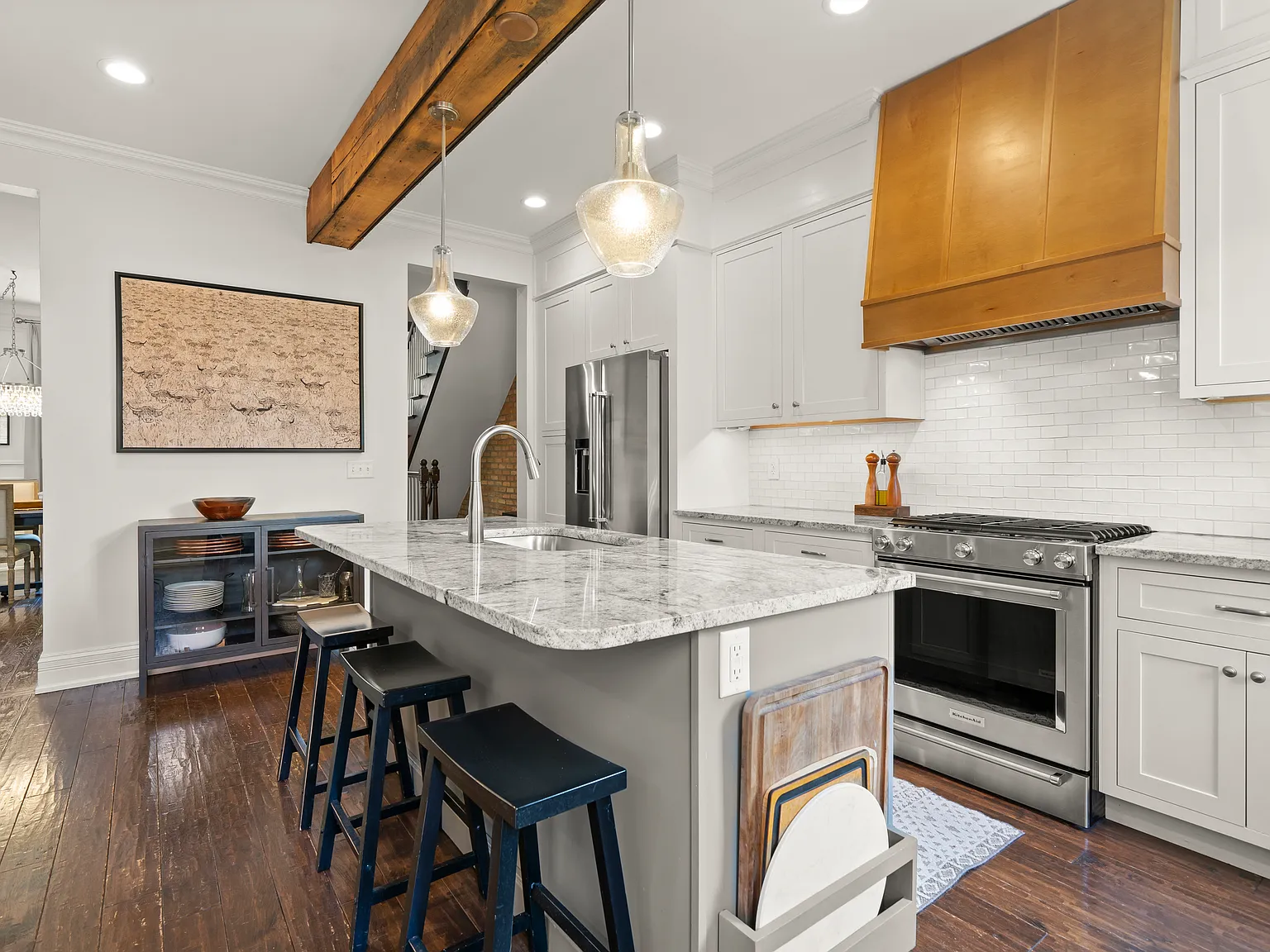 3 bed, 2850 sqft, $5,750 — Photo 3