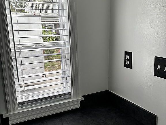 5th image of 55 Sims St