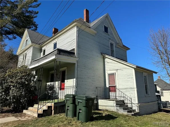 263 Forest Ave, Jamestown, NY 14701