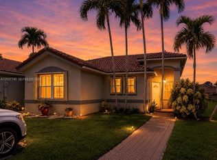16355 SW 46th Ter, Miami, FL 33185