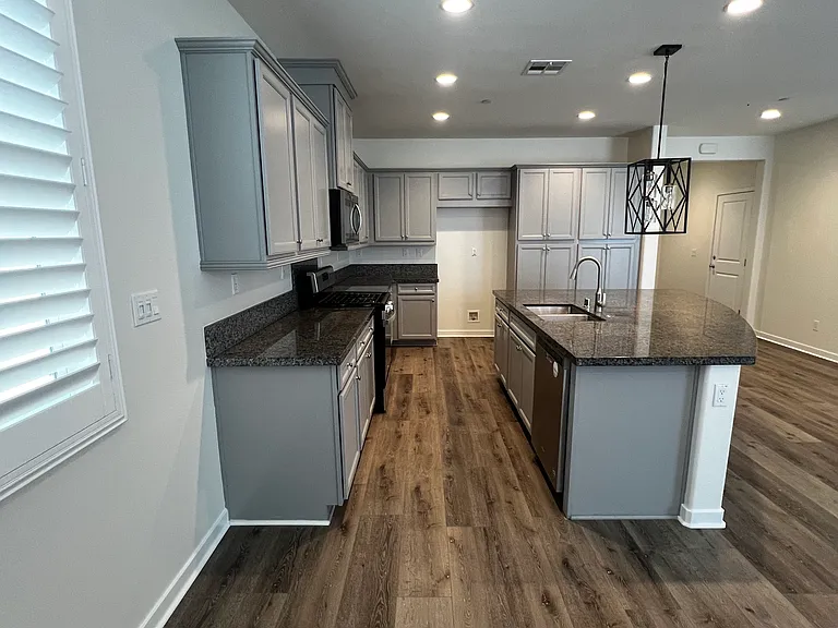 29129 Carrotwood — Photo 16