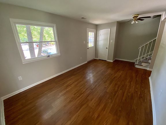 2nd image of 3903 Breezy Ct