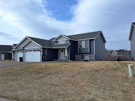 3rd image of 917 193rd Ln NE