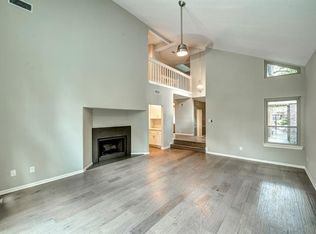 8947 Briar Forest Dr, Houston, TX 77024