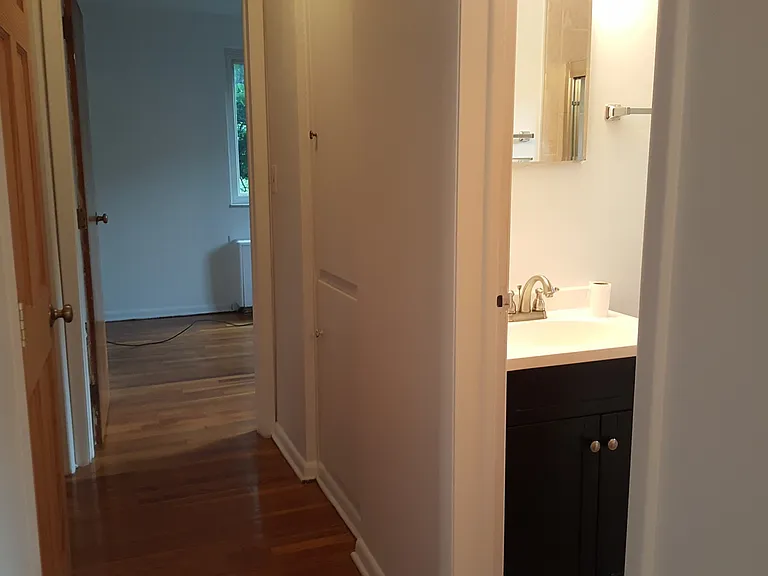 W 3rd Ave 85 NPR — Photo 26