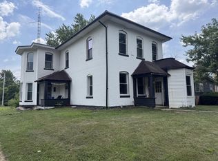 402 1/2 W Bucyrus St, Crestline, OH 44827