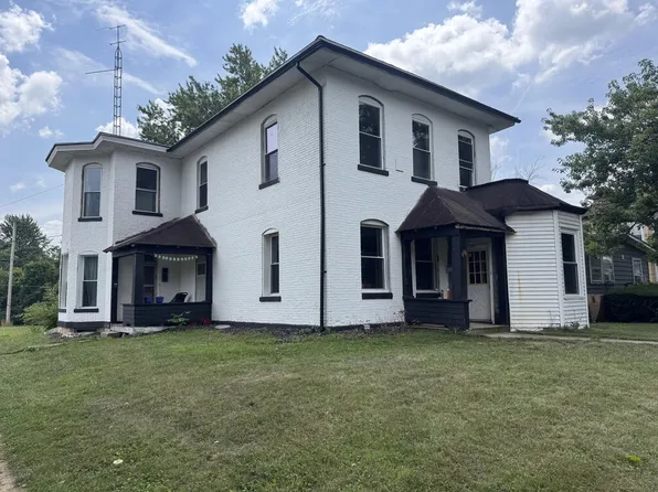 402 1/2 W Bucyrus St, Crestline, OH 44827
