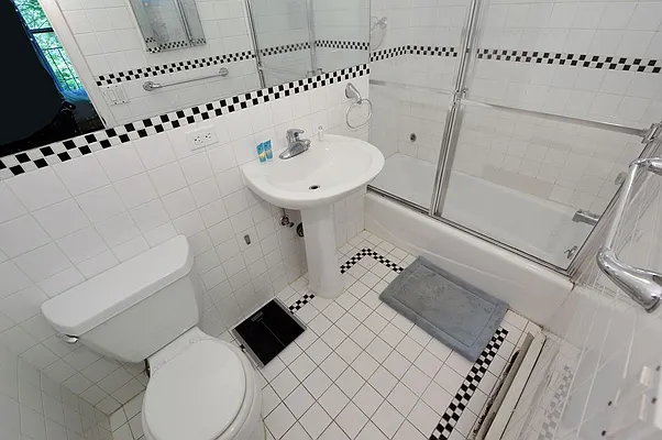 Rented by LG Fairmont Group | media 85