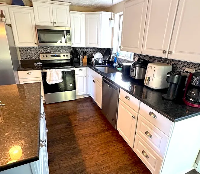 3829 Melissa Ln — Photo 11