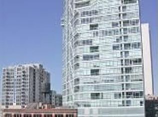 510 W Erie St APT 2202, Chicago, IL 60610