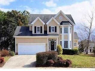 200 Glenmore Rd, Cary, NC 27519