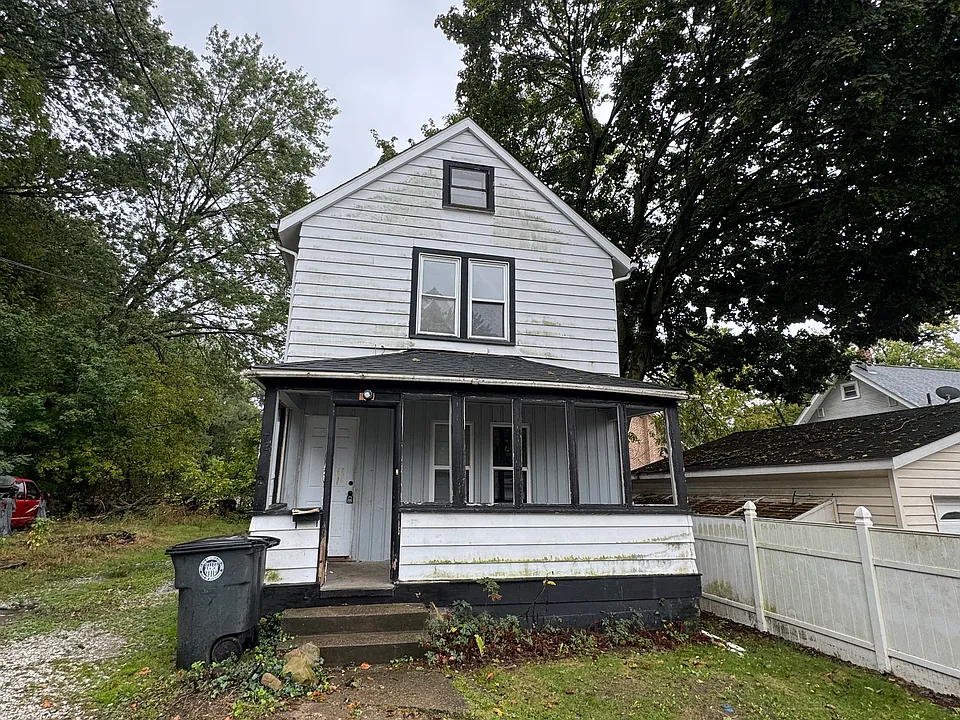 172 Vesper St