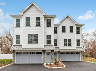 890 Oldfield Rd, Fairfield, CT 06824