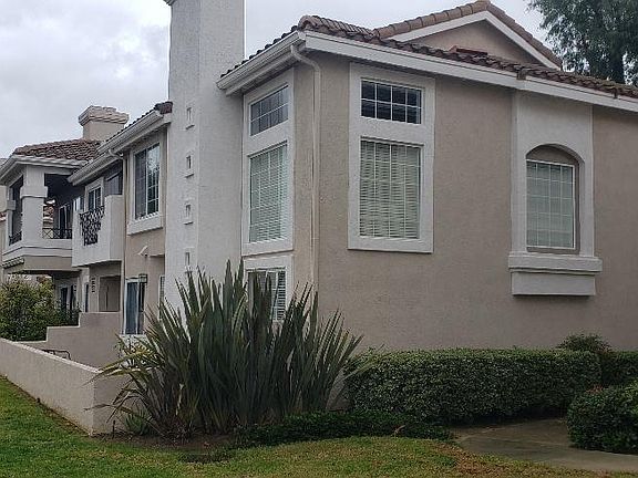 3rd image of 1041 S Sundance Dr