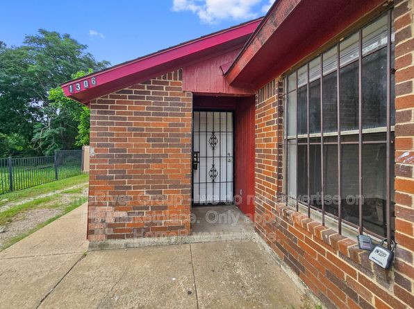 1306 Meriweather Ave