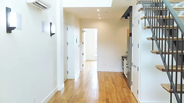 Rented by The Hamilton Group | media 22