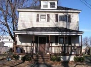 2 McGregor St #D, Derry, NH 03038