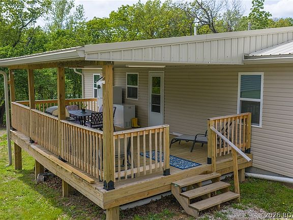 3rd image of 23 Sandstone Rd