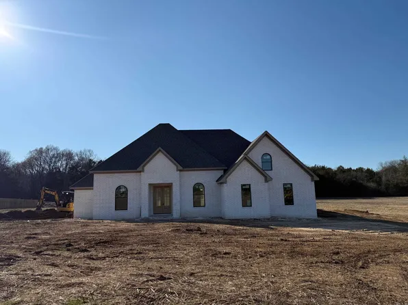 65 Irene Cir, Greenbrier, AR 72058