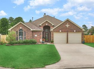 415 Pinewood Ridge Dr, Spring, TX 77386