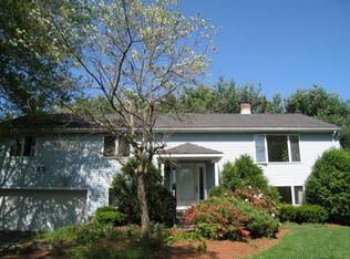 39 Ingleside Rd, Lexington, MA 02420