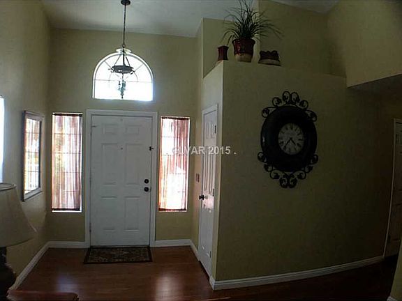 3rd image of 859 Serpentina Ave