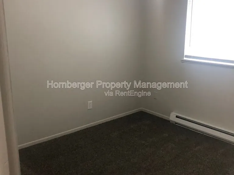 3203 N Smith St #11 — Photo 8