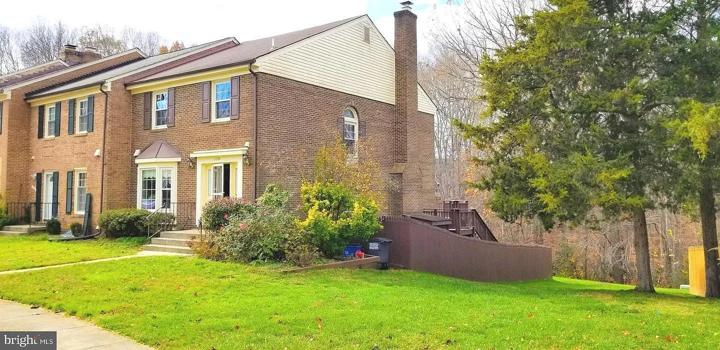 3 bed, 3.5 bath, 1812 sqft, $2,800 — Photo 2