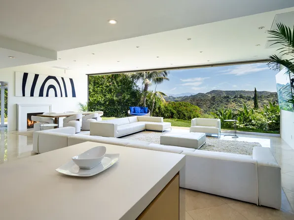 1466 N Bel Air Rd, Los Angeles, CA 90077