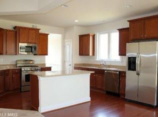 3305 Barnetts Crossing Pl, Triangle, VA 22172