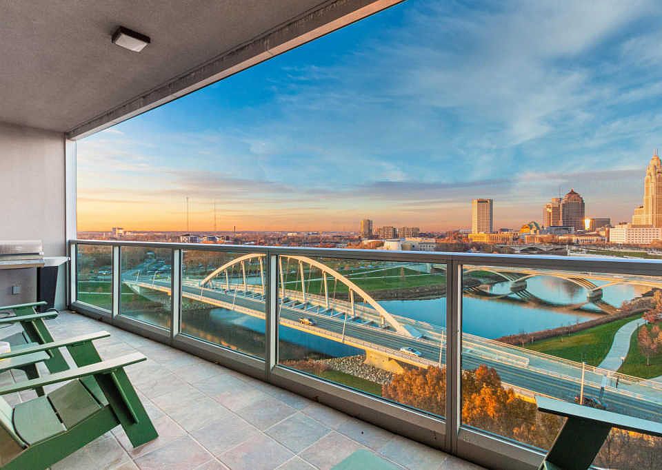 1st image of 1 Miranova Pl APT 1015