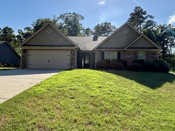 140 Rolling Oaks Ln
