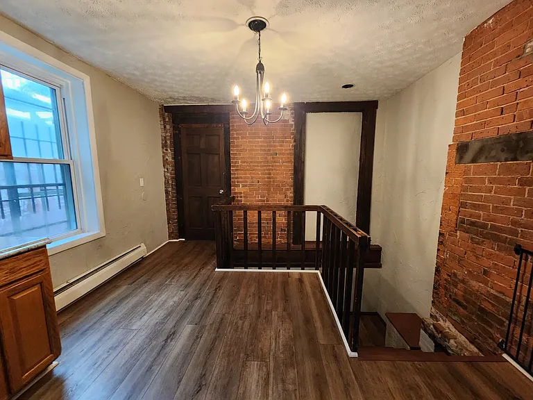 26 Lyon St #11 — Photo 10