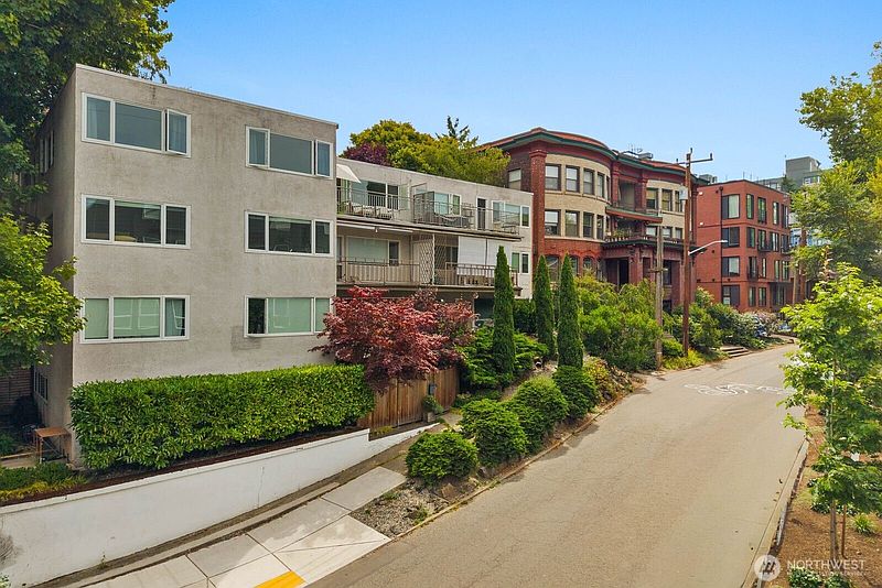 2nd image of 632 13th Avenue E #19