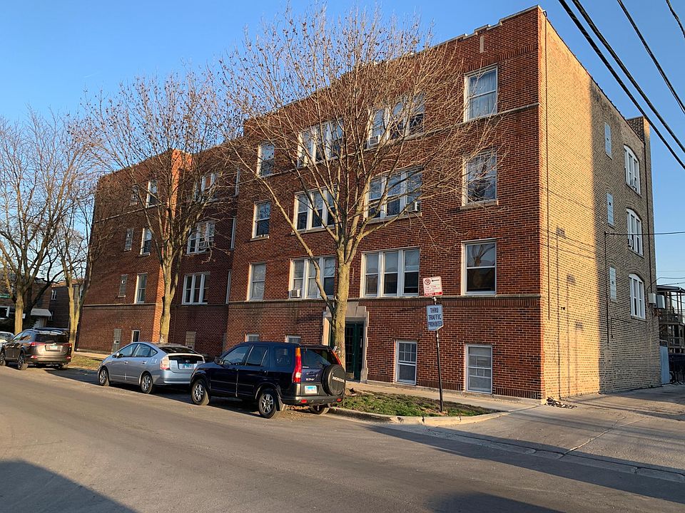 1st image of 2343 W Glenlake Ave APT 2E