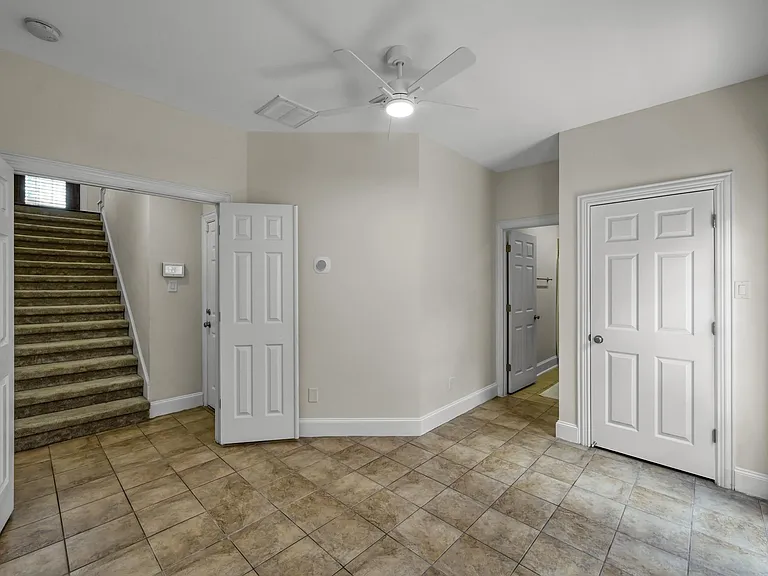 1701 Summer St — Photo 28