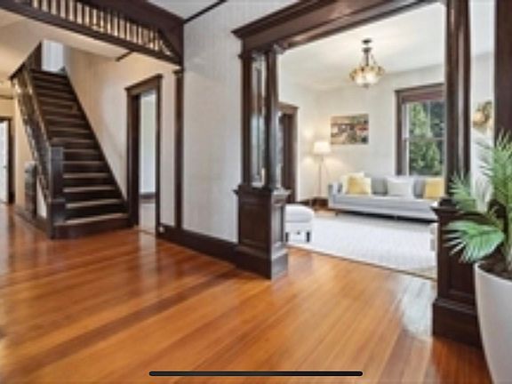 5th image of 19 Dane St #1